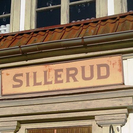 Silleruds Station Hotel Årjäng Buitenkant foto